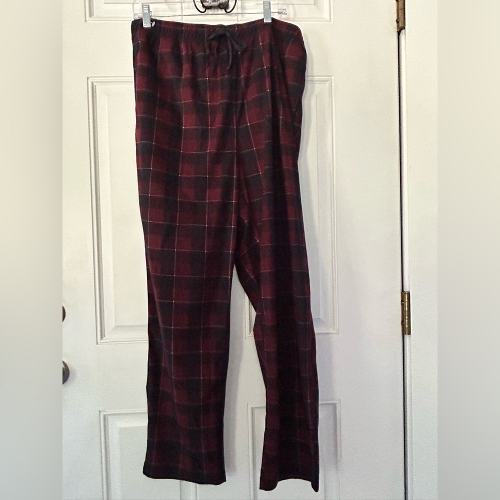 Nautica Red and Black Plaid Men's Pants